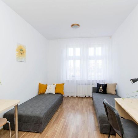 Akademikus Torun Hostel Eksteriør bilde