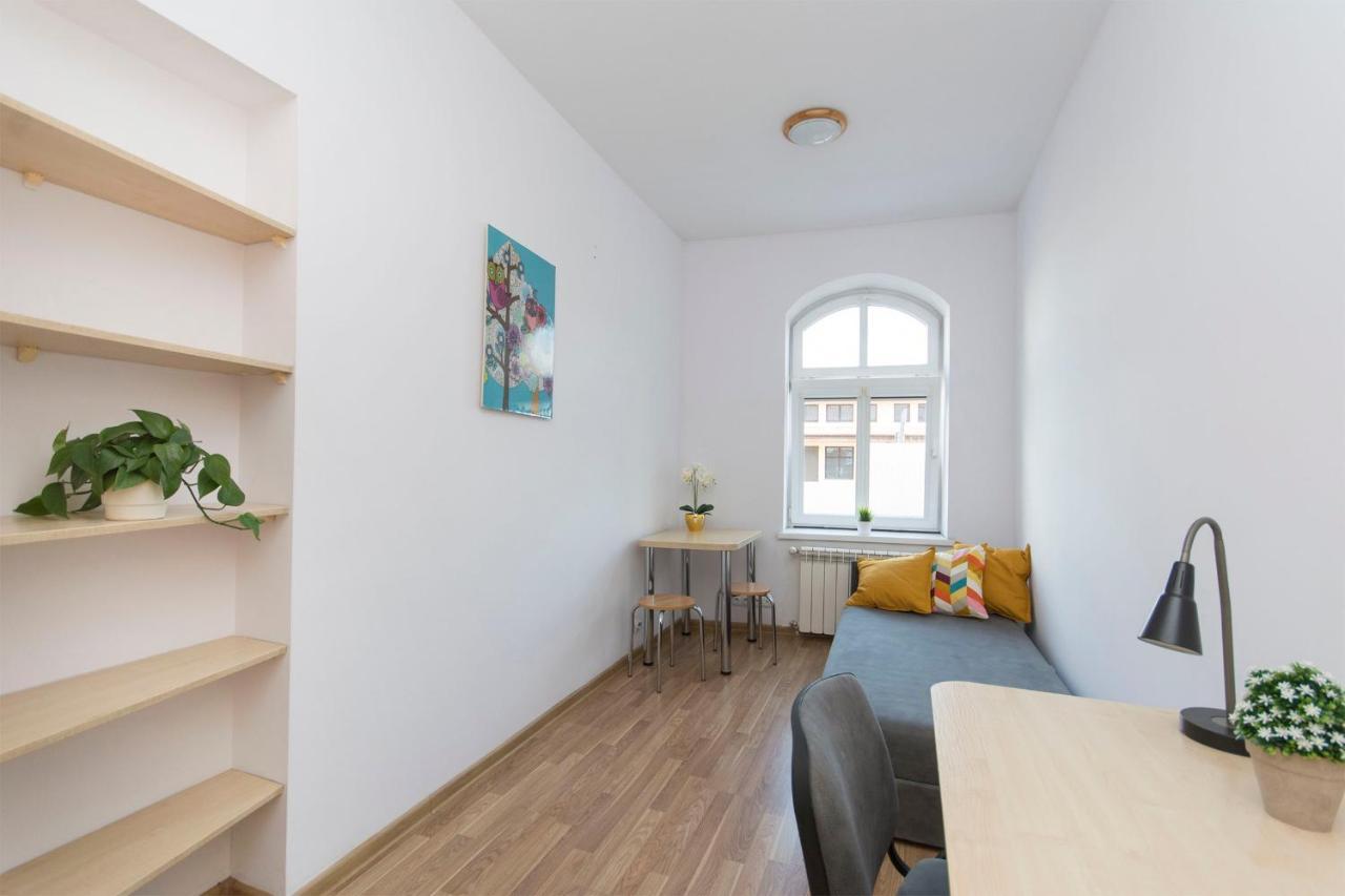 Akademikus Torun Hostel Eksteriør bilde