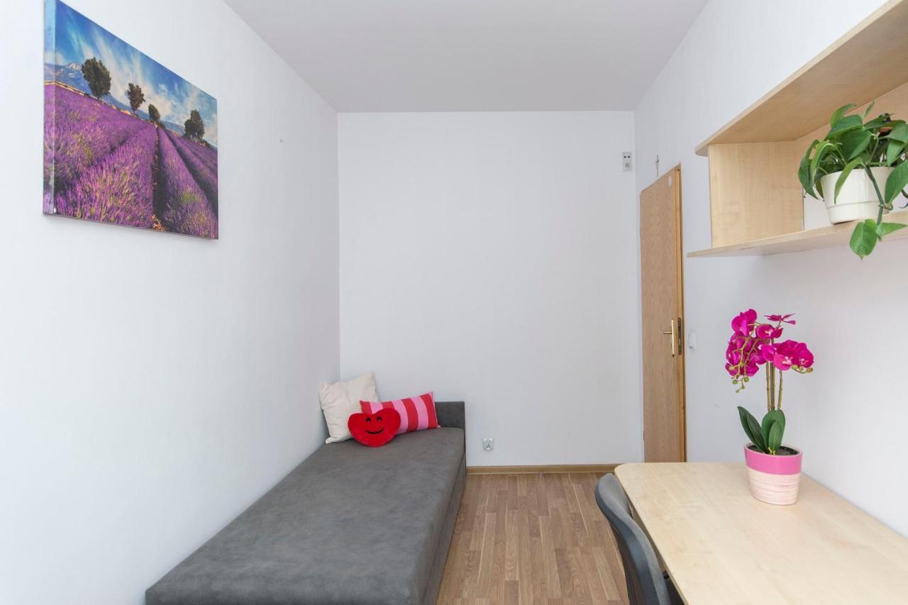 Akademikus Torun Hostel Eksteriør bilde