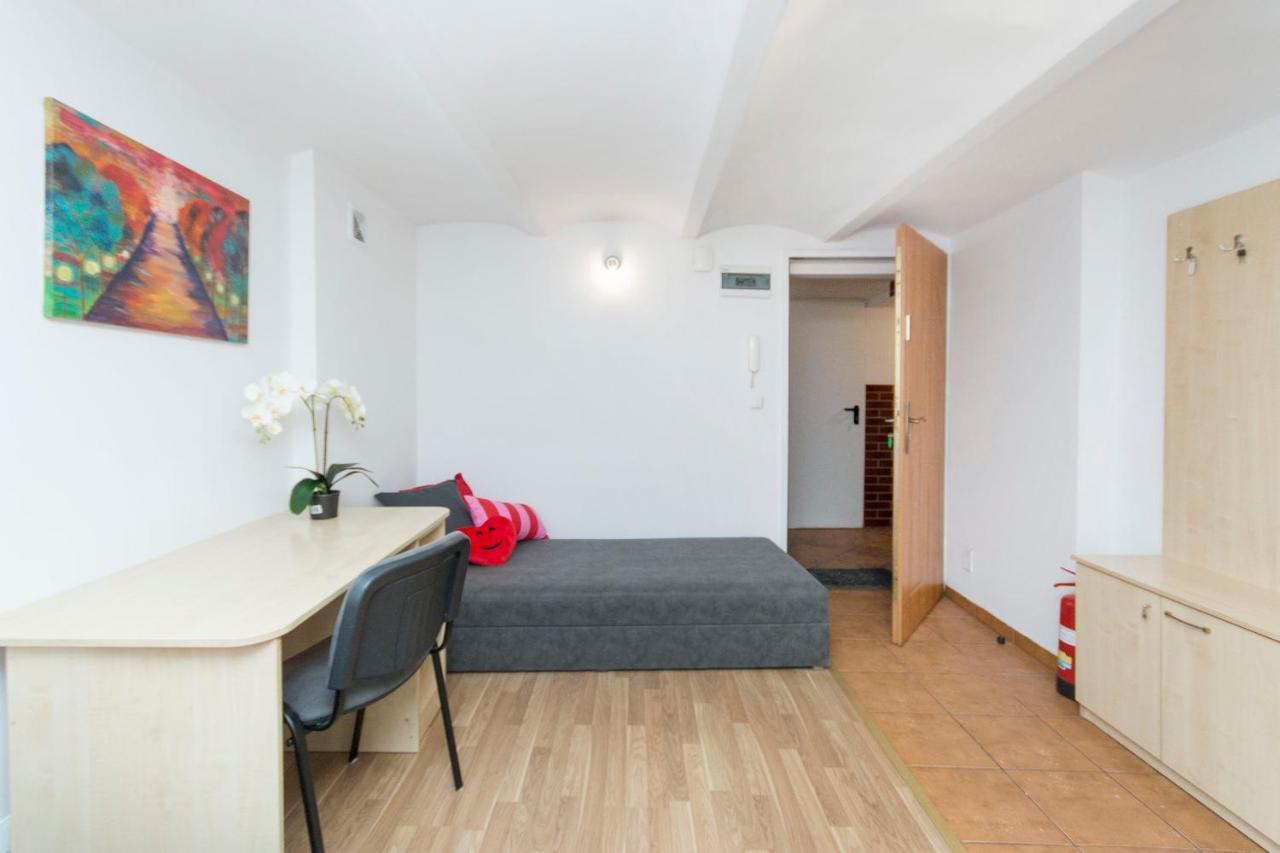 Akademikus Torun Hostel Eksteriør bilde