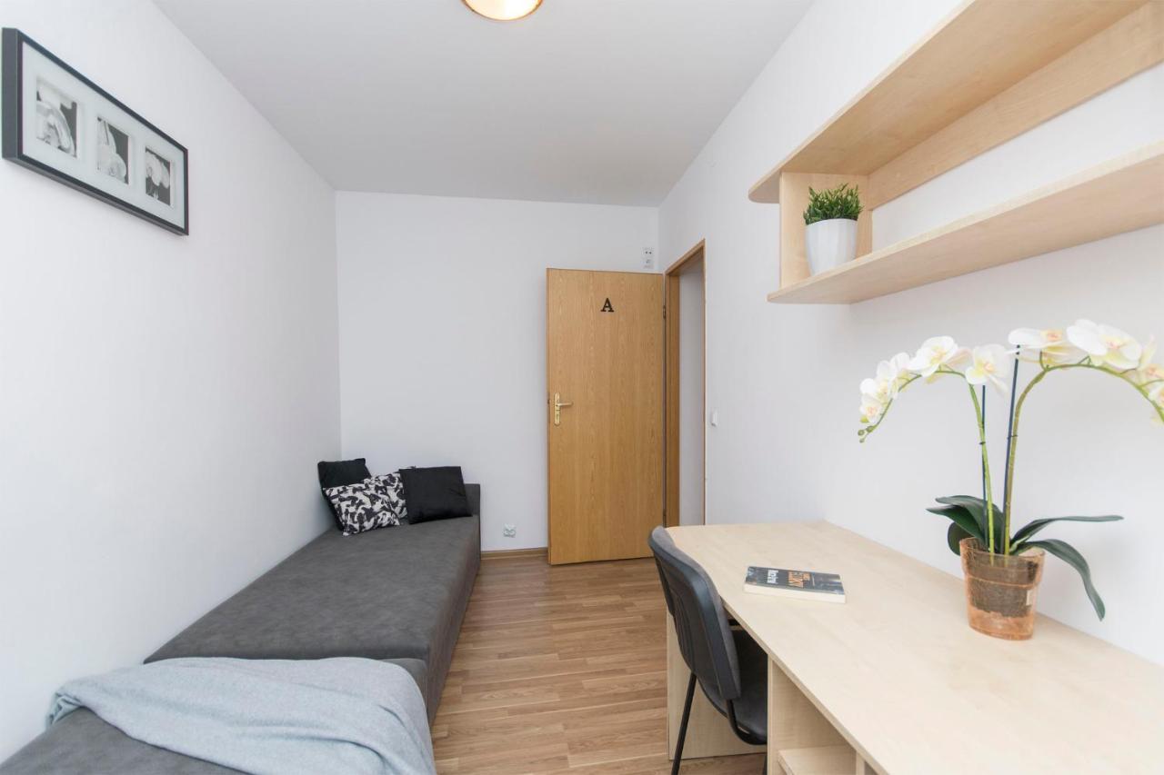 Akademikus Torun Hostel Eksteriør bilde