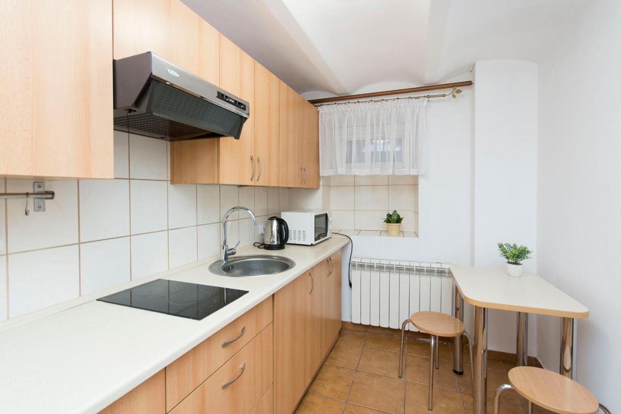 Akademikus Torun Hostel Eksteriør bilde