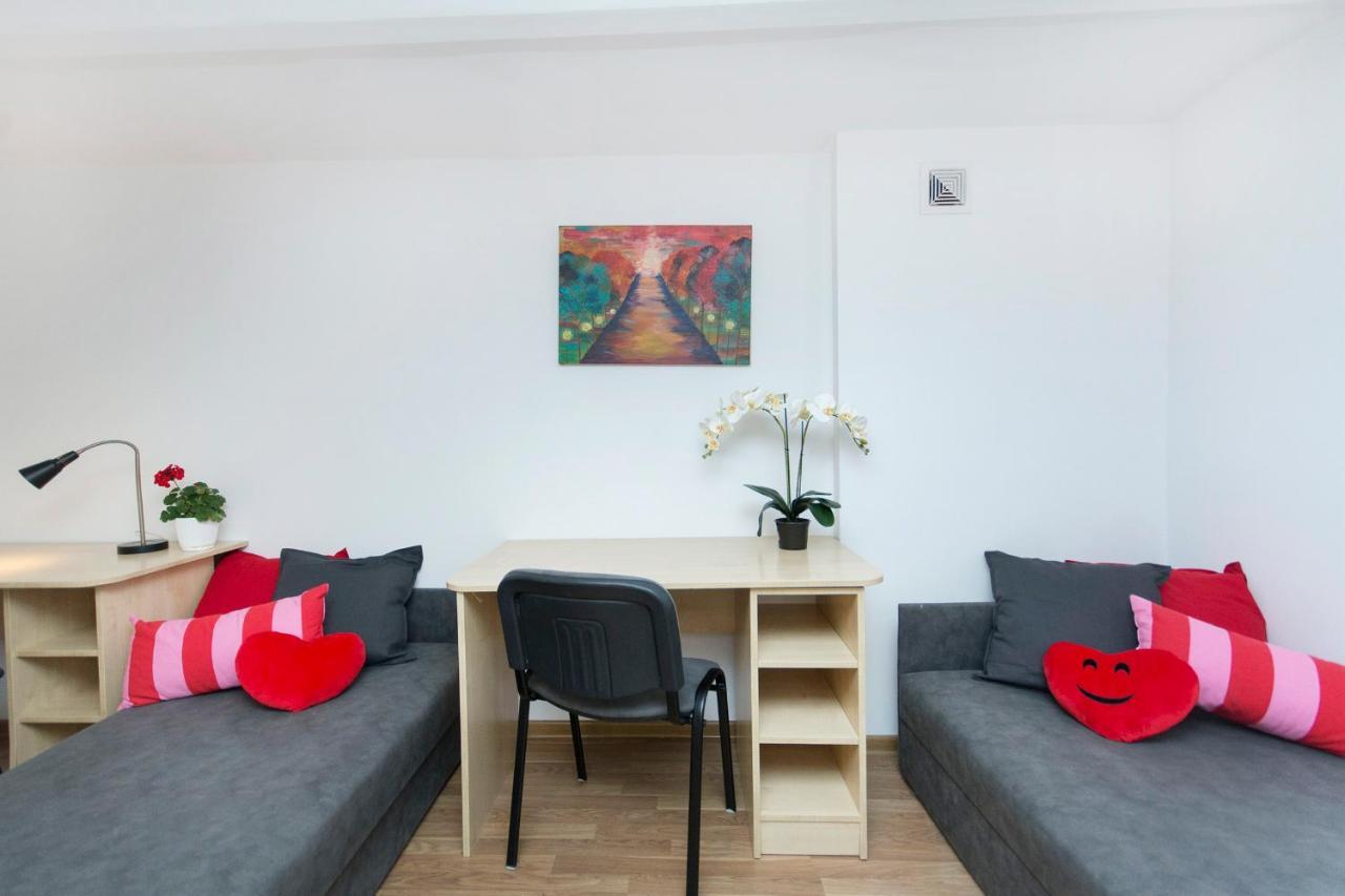 Akademikus Torun Hostel Eksteriør bilde