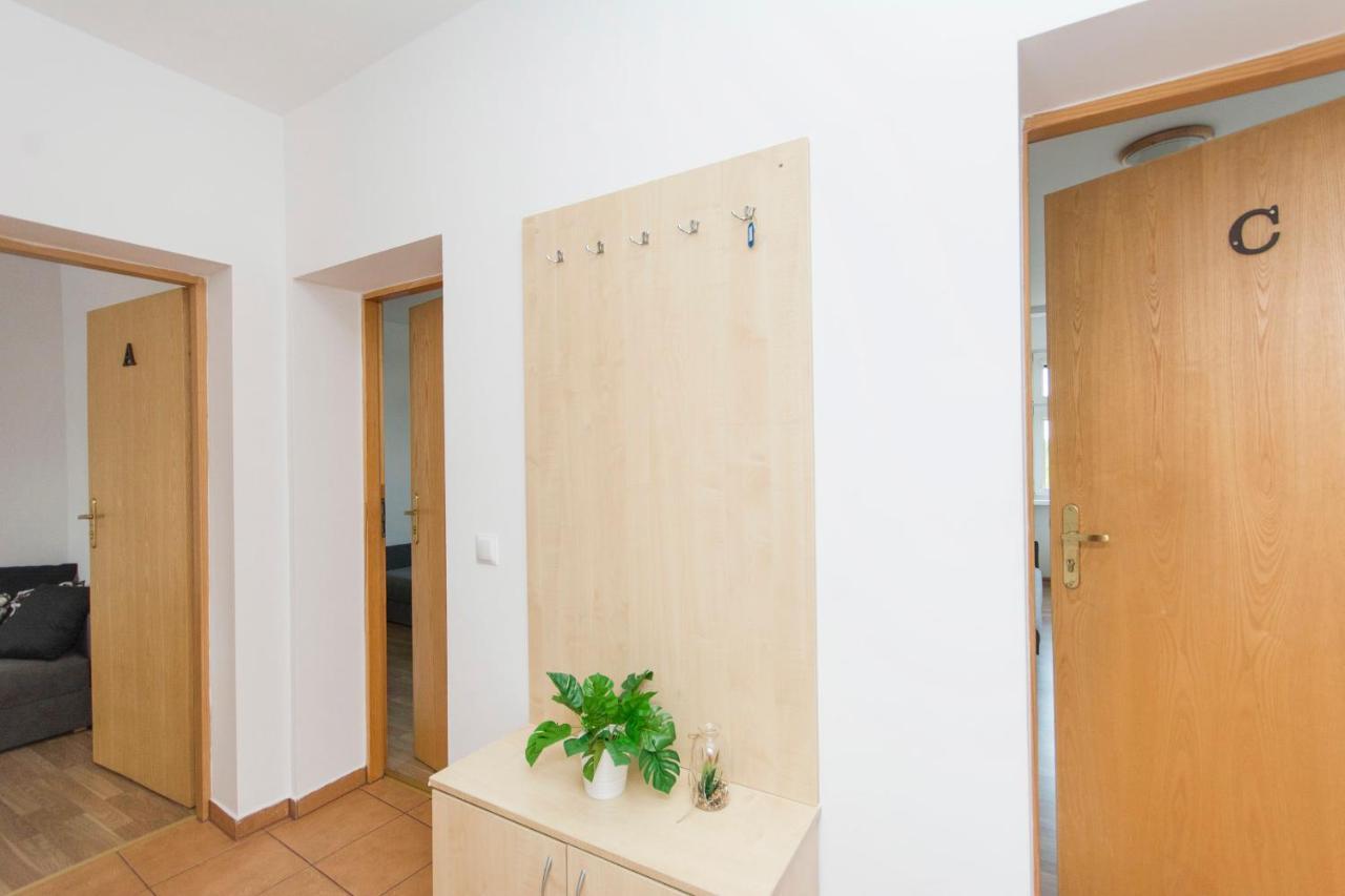 Akademikus Torun Hostel Eksteriør bilde
