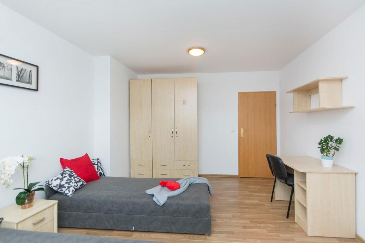 Akademikus Torun Hostel Eksteriør bilde
